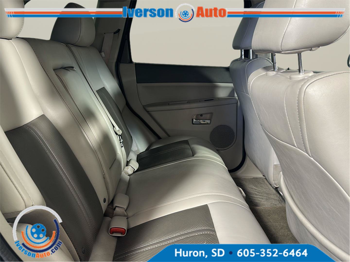 Used 2007 Jeep Grand Cherokee Limited AWD/4WD image 28
