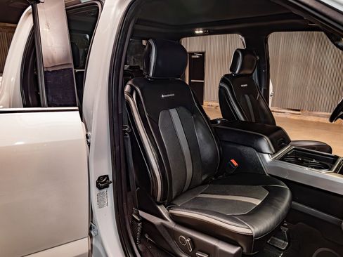 Used 2019 Ford F450 Platinum w/ Platinum Ultimate Package AWD/4WD image 26