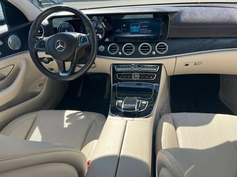 Used 2017 Mercedes-Benz E 300 4MATIC image 12