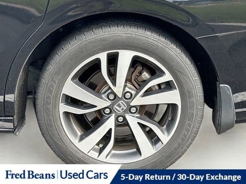 Used 2021 Honda Odyssey Touring image 36