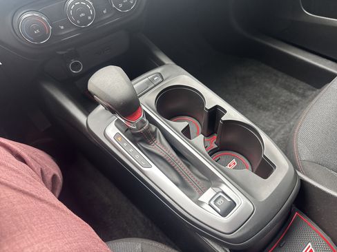 Used 2025 Chevrolet Trax RS w/ Driver Confidence Package image 23