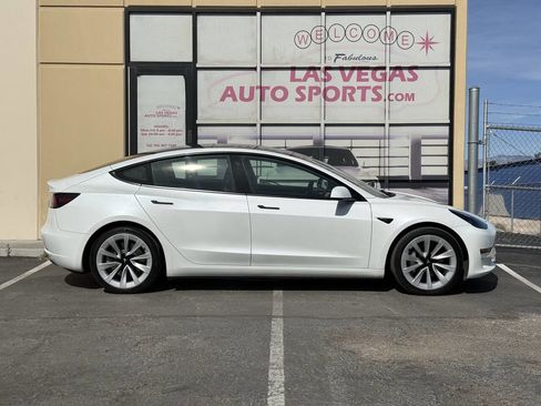 Used 2023 Tesla Model 3 Standard Range RWD image 6