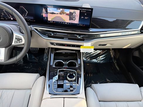 New 2026 BMW X7 xDrive40i w/ Executive Package image 20