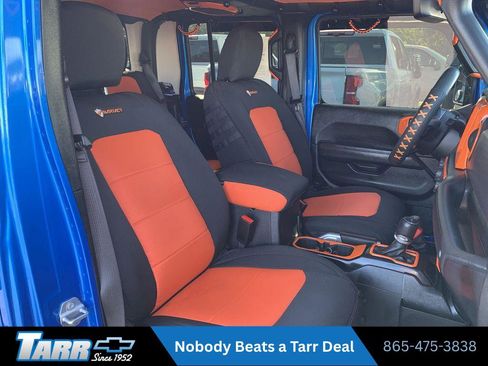 Used 2022 Jeep Gladiator Mojave w/ Cold Weather Group AWD/4WD image 25