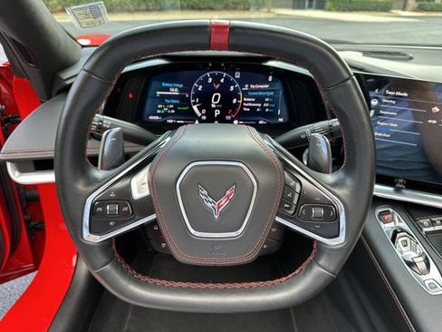 Used 2021 Chevrolet Corvette Stingray Premium Conv w/ Z51 Performance Package RWD image 31