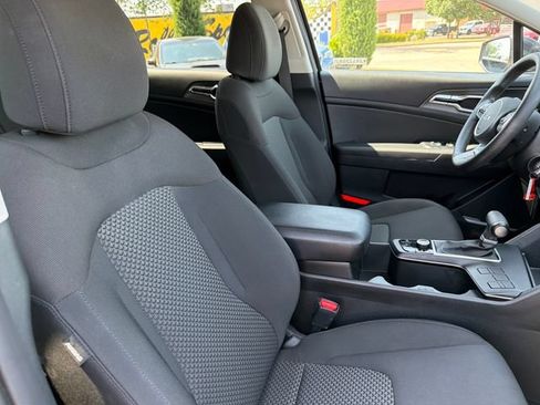 Certified 2023 Kia Sportage LX FWD image 25