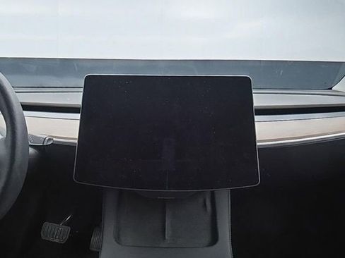 Used 2023 Tesla Model Y Long Range AWD/4WD image 19