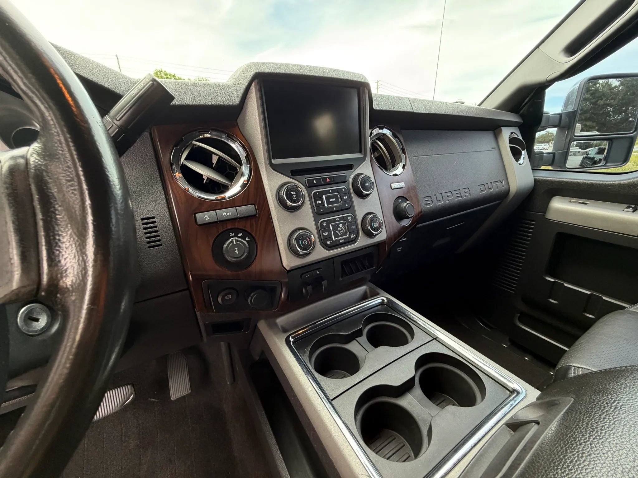 Used 2015 Ford F250 Lariat w/ Chrome Package AWD/4WD image 14