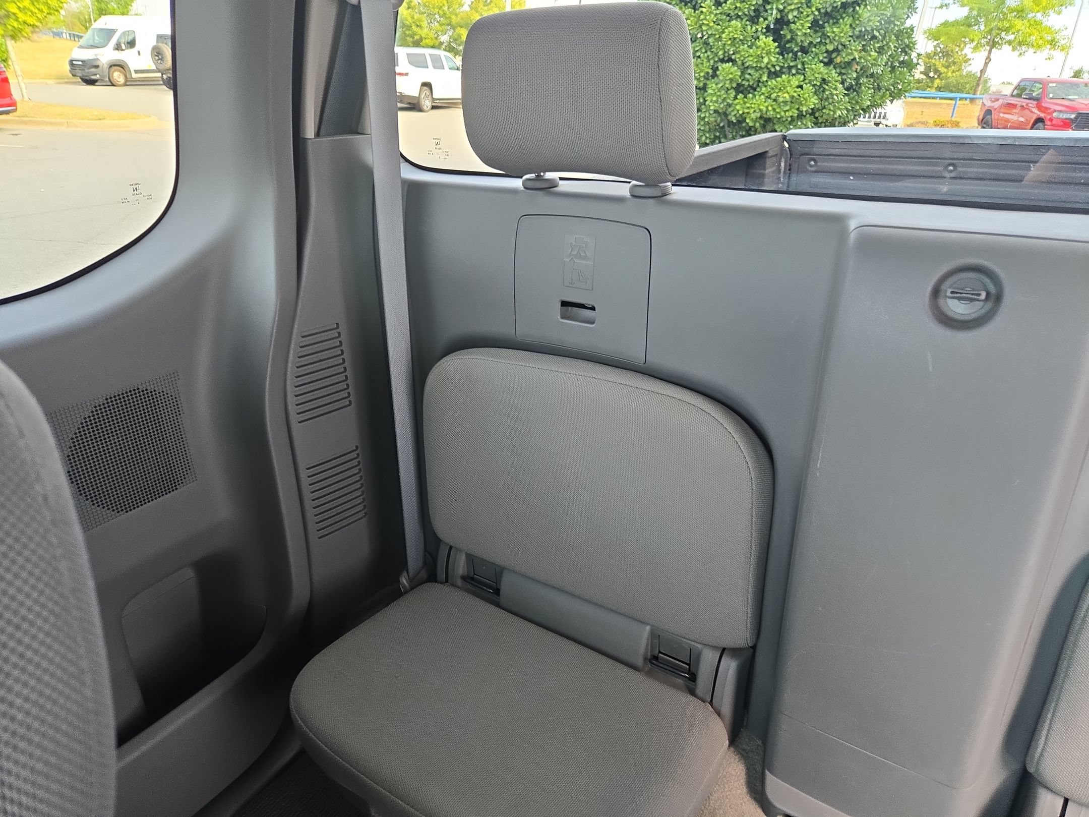 Used 2015 Nissan Frontier S w/ S Preferred Package RWD image 12
