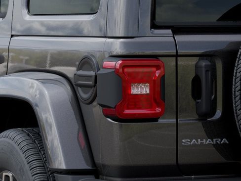 New 2026 Jeep Wrangler Unlimited Sahara AWD/4WD image 35