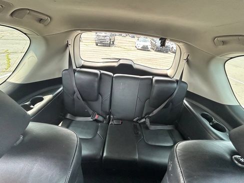 Used 2017 INFINITI QX80 4WD w/ Driver Assistance Package image 19