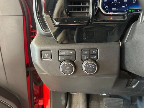 Used 2024 Chevrolet Silverado 2500 ZR2 w/ Snow Plow Prep/Camper Package AWD/4WD image 24