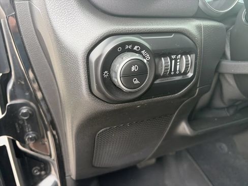 Used 2021 Jeep Gladiator Mojave w/ Trailer Tow Package AWD/4WD image 17