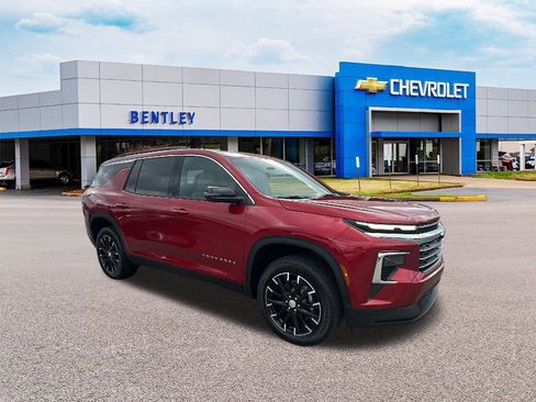 New 2026 Chevrolet Traverse LT w/ Sun and Wheel Package image 7