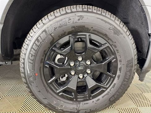 New 2025 Ford F150 Lightning XLT image 26