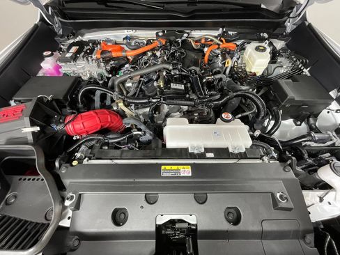 Used 2025 Toyota Tacoma TRD Pro AWD/4WD image 28