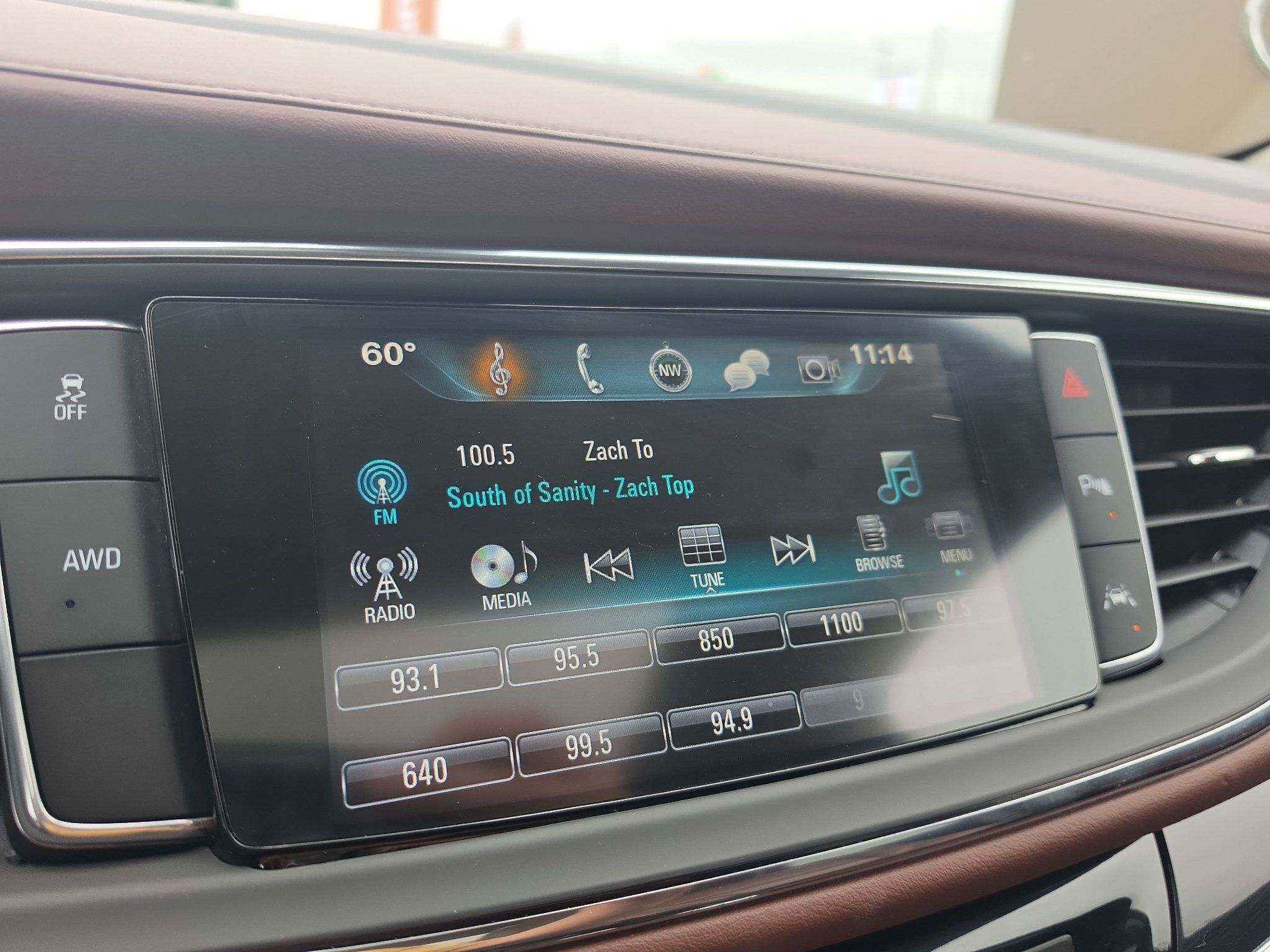 Used 2018 Buick Enclave Avenir AWD/4WD image 29