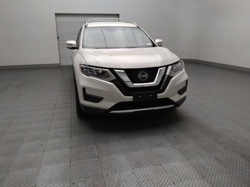 Used 2020 Nissan Rogue SV FWD image 14