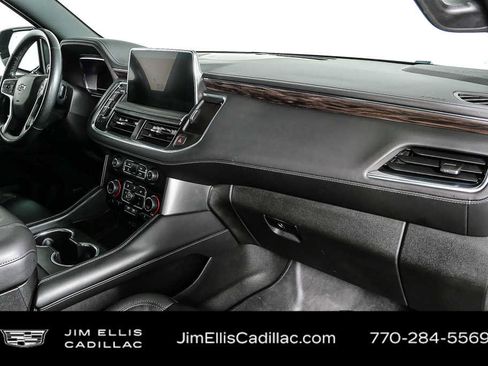 Used 2024 Chevrolet Tahoe Z71 w/ Z71 Off-Road Package AWD/4WD image 24