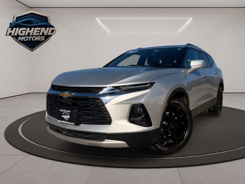Used 2022 Chevrolet Blazer LT image 2