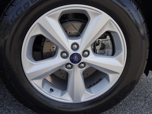Used 2016 Ford Edge SE AWD/4WD image 18