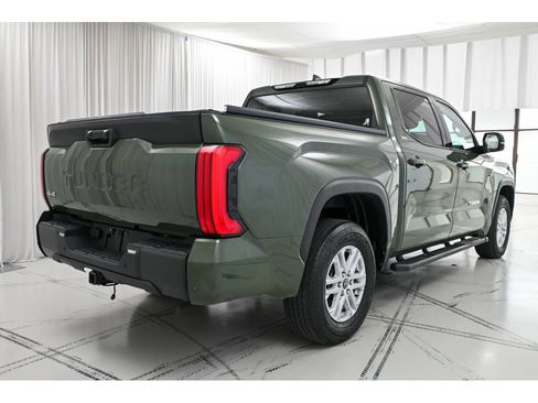Used 2023 Toyota Tundra SR5 w/ SR5 Premium Package AWD/4WD image 7