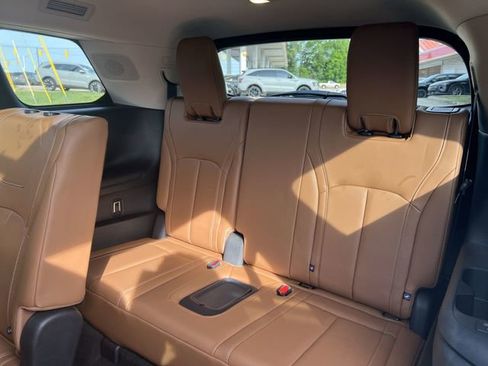 Used 2023 INFINITI QX60 Sensory w/ Cargo Package AWD/4WD image 23