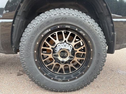Used 2019 RAM 1500 Big Horn AWD/4WD image 9