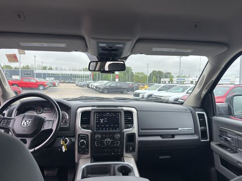 Used 2018 RAM 1500 Big Horn AWD/4WD image 29