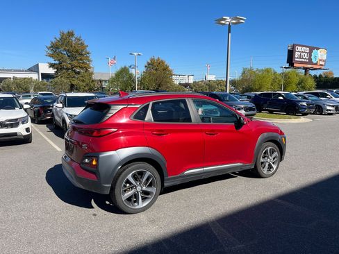 Used 2021 Hyundai Kona Limited image 9