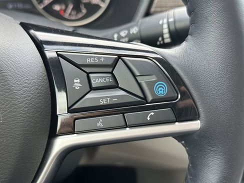 Used 2019 Nissan Altima 2.5 Platinum FWD image 32