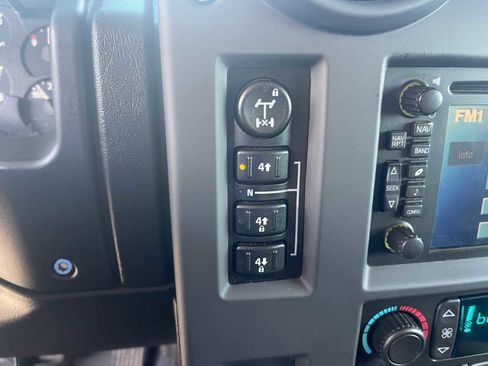 Used 2007 HUMMER H2 image 24