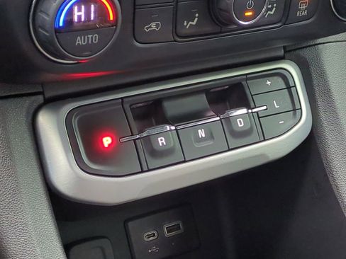 Used 2020 GMC Acadia SLE w/ Driver Convenience Package image 38