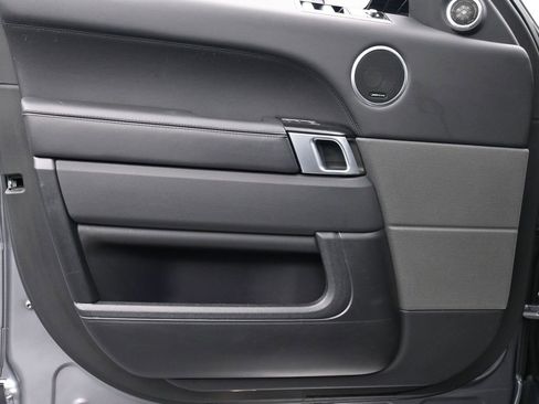 Used 2022 Land Rover Range Rover Sport HSE Silver Edition image 9