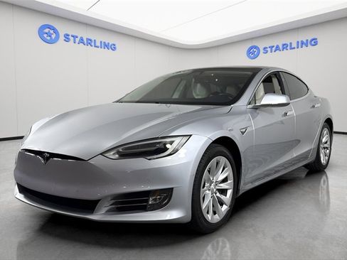 Used 2019 Tesla Model S 100D image 16