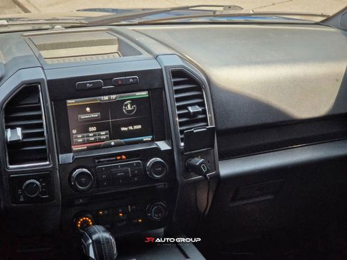 Used 2015 Ford F150 XLT w/ Equipment Group 302A Luxury AWD/4WD image 22