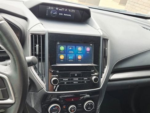 Used 2020 Subaru Forester Premium image 24