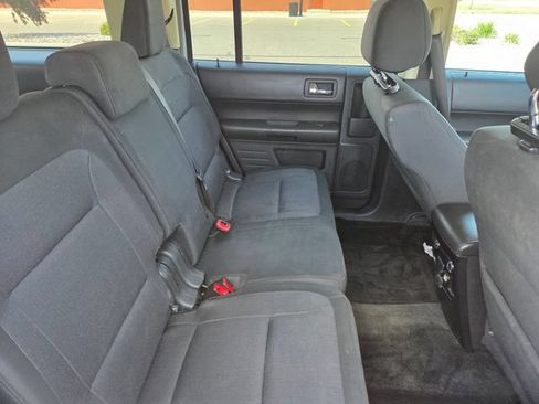 Used 2018 Ford Flex SE FWD image 35