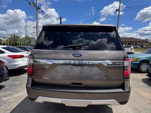 Used 2018 Ford Expedition Max Limited w/ Equipment Group 302A AWD/4WD image 5