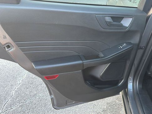 Used 2025 Ford Escape Active FWD image 17