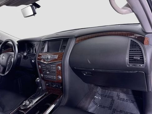 Used 2020 Nissan Armada Platinum w/ Interior Lighting Package AWD/4WD image 31
