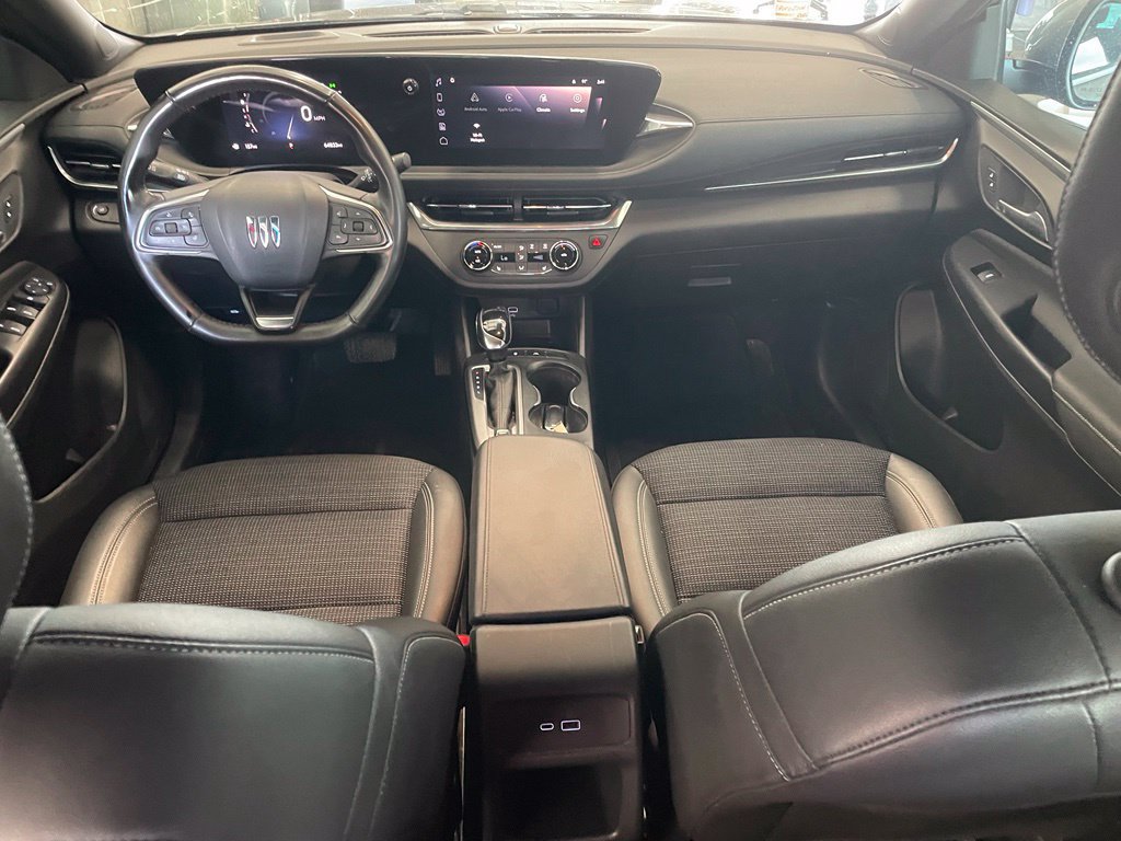 Used 2024 Buick Envista Preferred w/ Convenience I Package FWD image 11