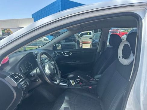 Used 2016 Nissan Sentra SV FWD image 5