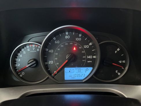 Used 2016 Toyota RAV4 LE AWD/4WD image 60