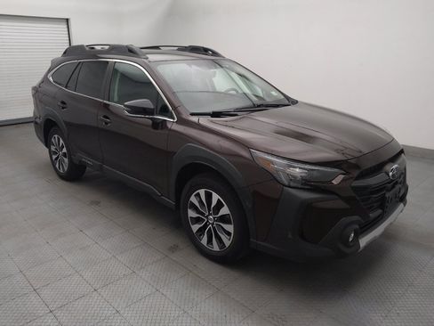 Used 2024 Subaru Outback Limited AWD/4WD image 11