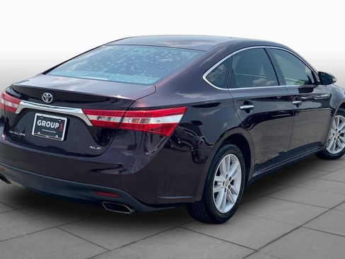 Used 2013 Toyota Avalon XLE FWD image 12
