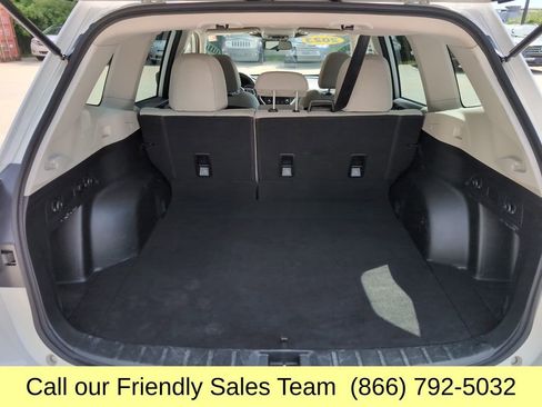 Used 2023 Subaru Forester Premium AWD/4WD image 22