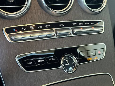 Used 2019 Mercedes-Benz C 300 Sedan image 23