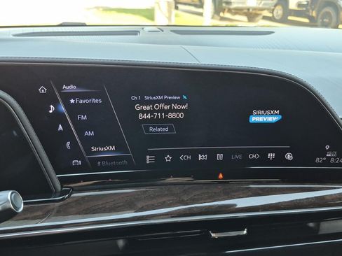 Certified 2023 Cadillac Escalade Sport Platinum w/ LPO, ONYX Package AWD/4WD image 34