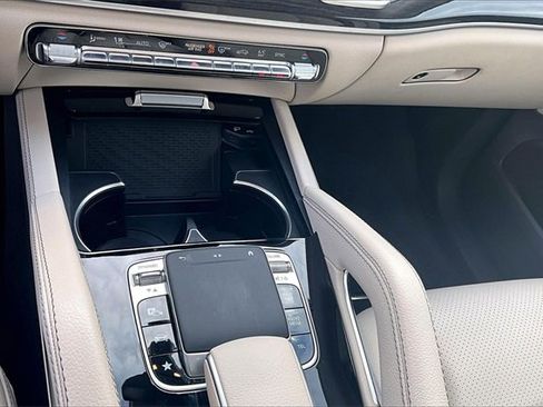 Used 2020 Mercedes-Benz GLE 350 4MATIC image 25